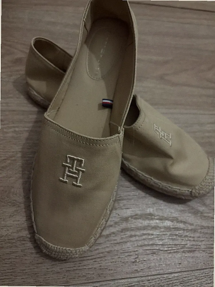 Tommy Hilfiger Herren Espadrilles Slip-on Beige Logo bestickt EU 39 Flat