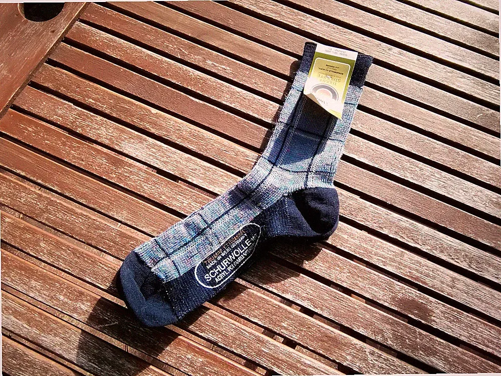 Trumpf kuschelige Vintage Schurwoll Strümpfe Socken blau kariert 41 neu 8