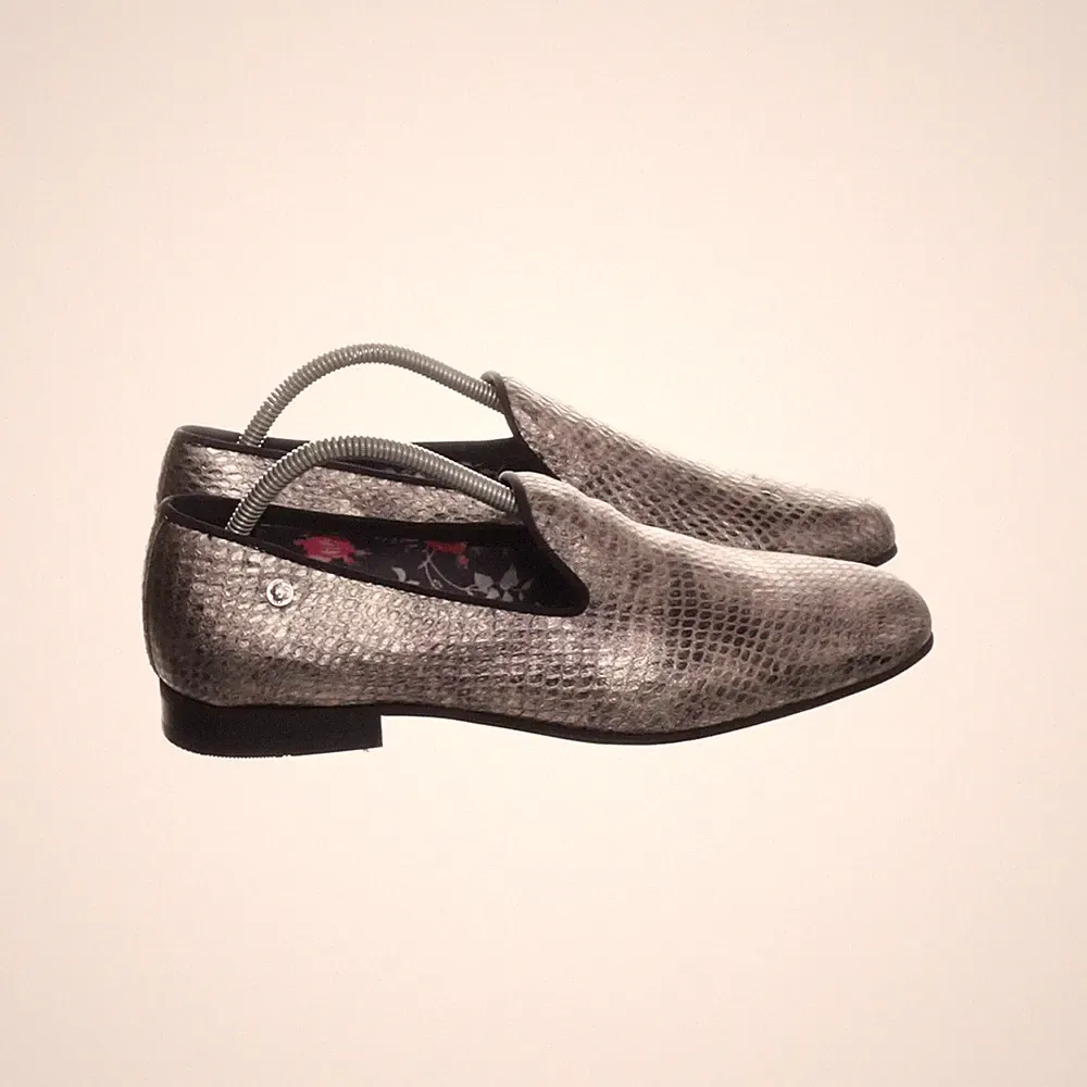 Twisted Tailor, Loafers, Größe: 43, Leder, Silber, Herren #OUM