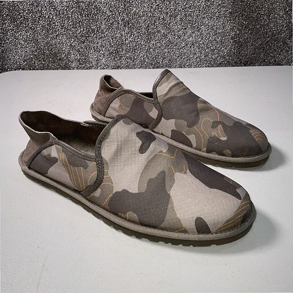 UGG Cooke Camouflage Nylon leichte Slipper Halbschuhe Schuhe Größe UK 8 US 9 NEU