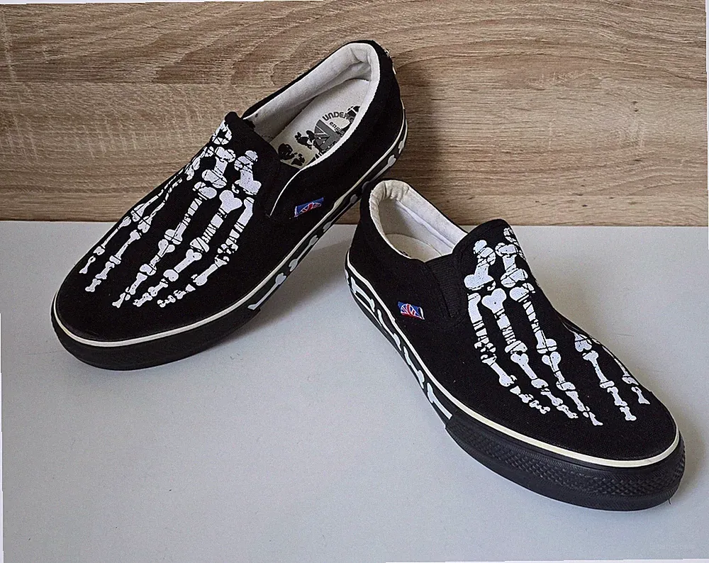 Underground England Slip On Sneaker Loafer Mokassin Skelett Print Gr. 8 = 42