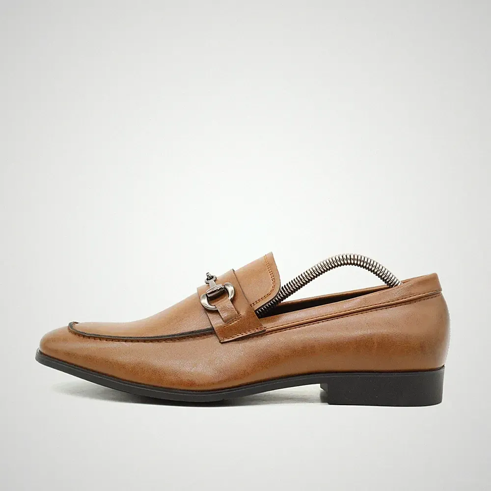 Unlisted Kenneth Cole Herren Sampson Loafer Braun Kunstleder Slipper EU 43
