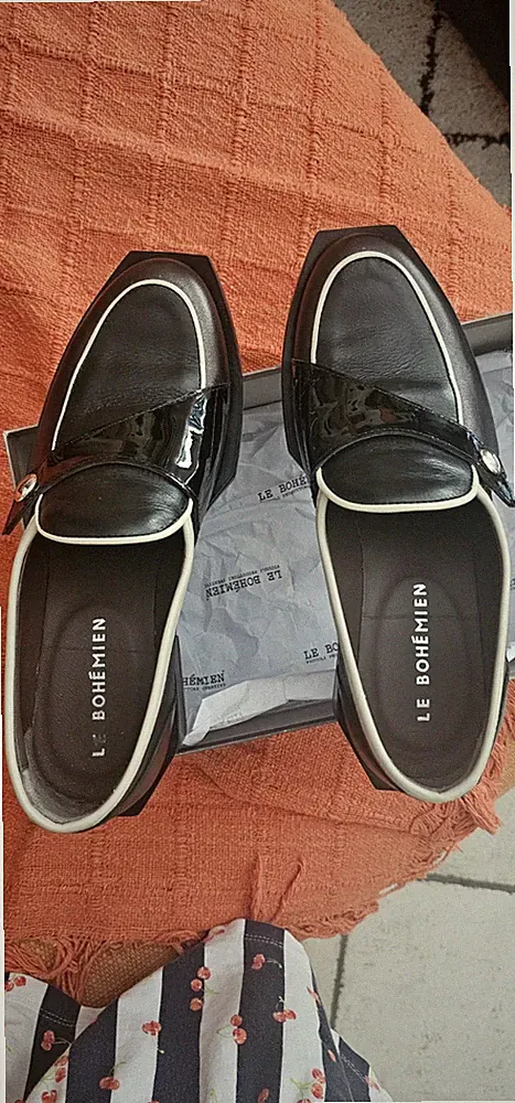 UVP 181€ LE BOHEMEN Leder Halbschuhe Schuhe US7 UK4 EU37 Schwarz Made in Italy