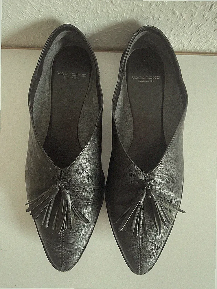Vagabond Herren Slipper Loafer Leder Schwarz Quasten Slip-On leicht Gr.39