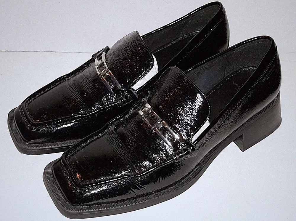 Vagabond Loafer Lack Leder Quadratische Zehenpartie mit Kette Absatz Schwarz 39