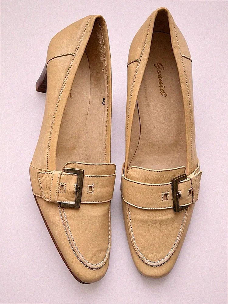 Vintage Leder Loafer Pumps Gr. 40 Creme Made in Spain 90s Y2K