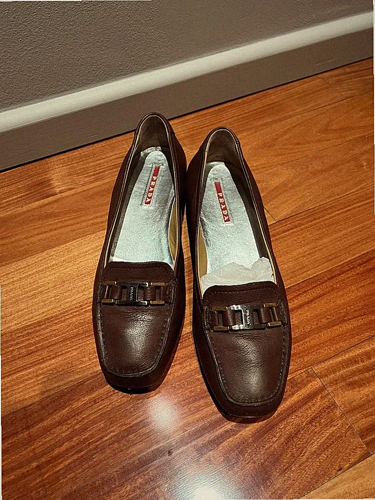 Vintage Prada Loafer / Slipper Gr. 37,5 (Logo Spange, Braun, Leder)