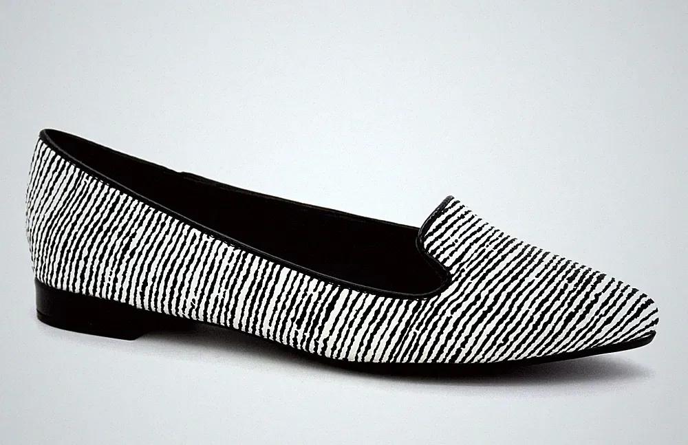 Wallis Damenschuhe UK 4 EU 37 grün schwarz-weiß spitz zulaufend Halbschuhe flach