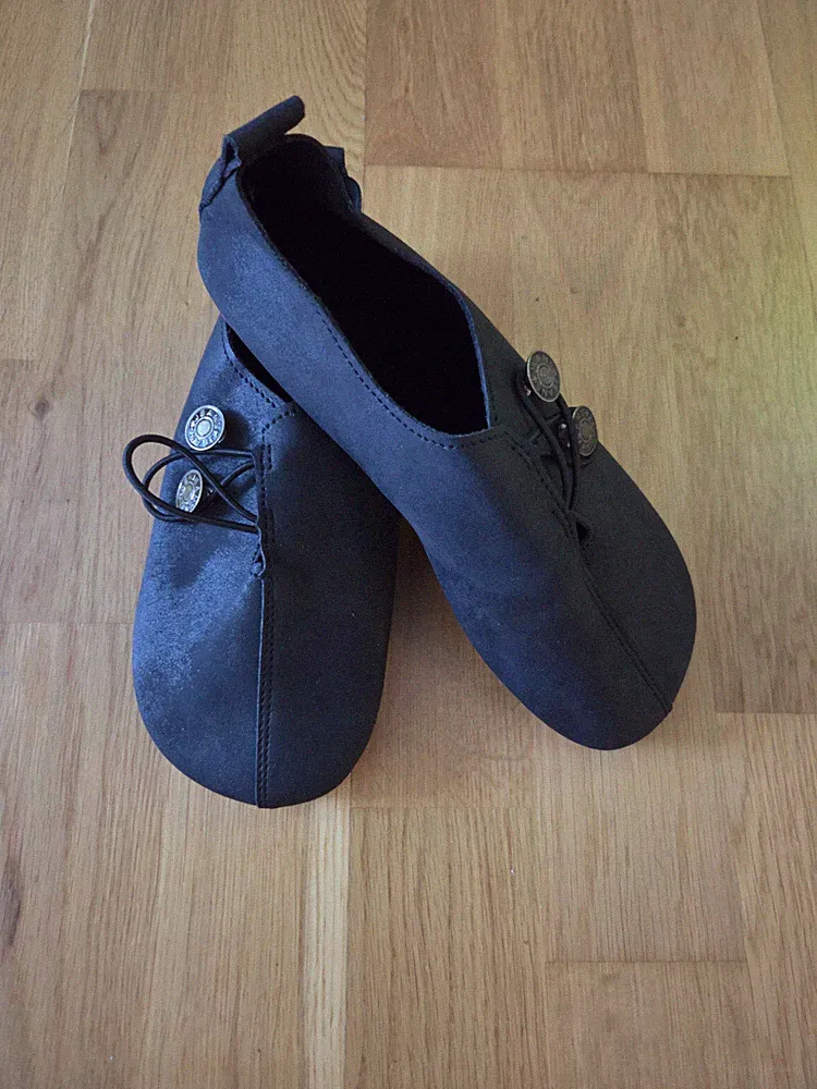 Wildleder Loafer, sehr flach - NEU, Größe 36