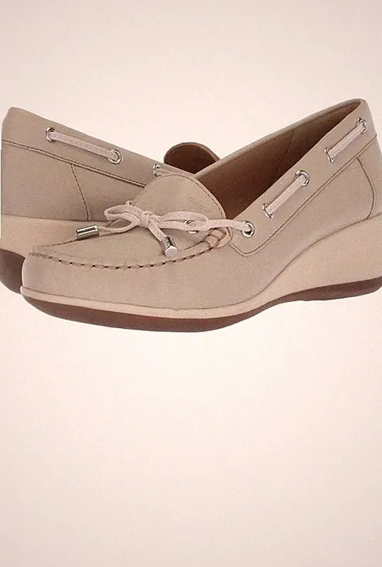 Women Geox Loafers Ivory Leather 36