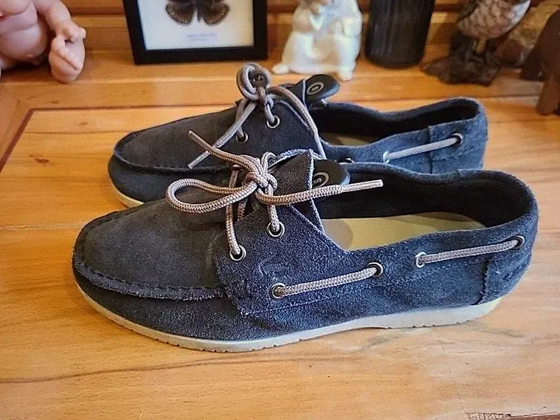 Women Lacoste Loafers Grey Suede 37
