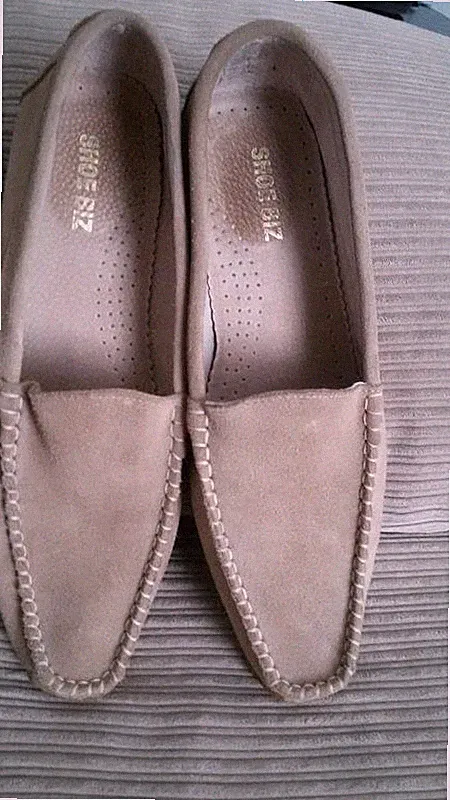 Women Shoe Biz Loafers Beige Suede 39.5