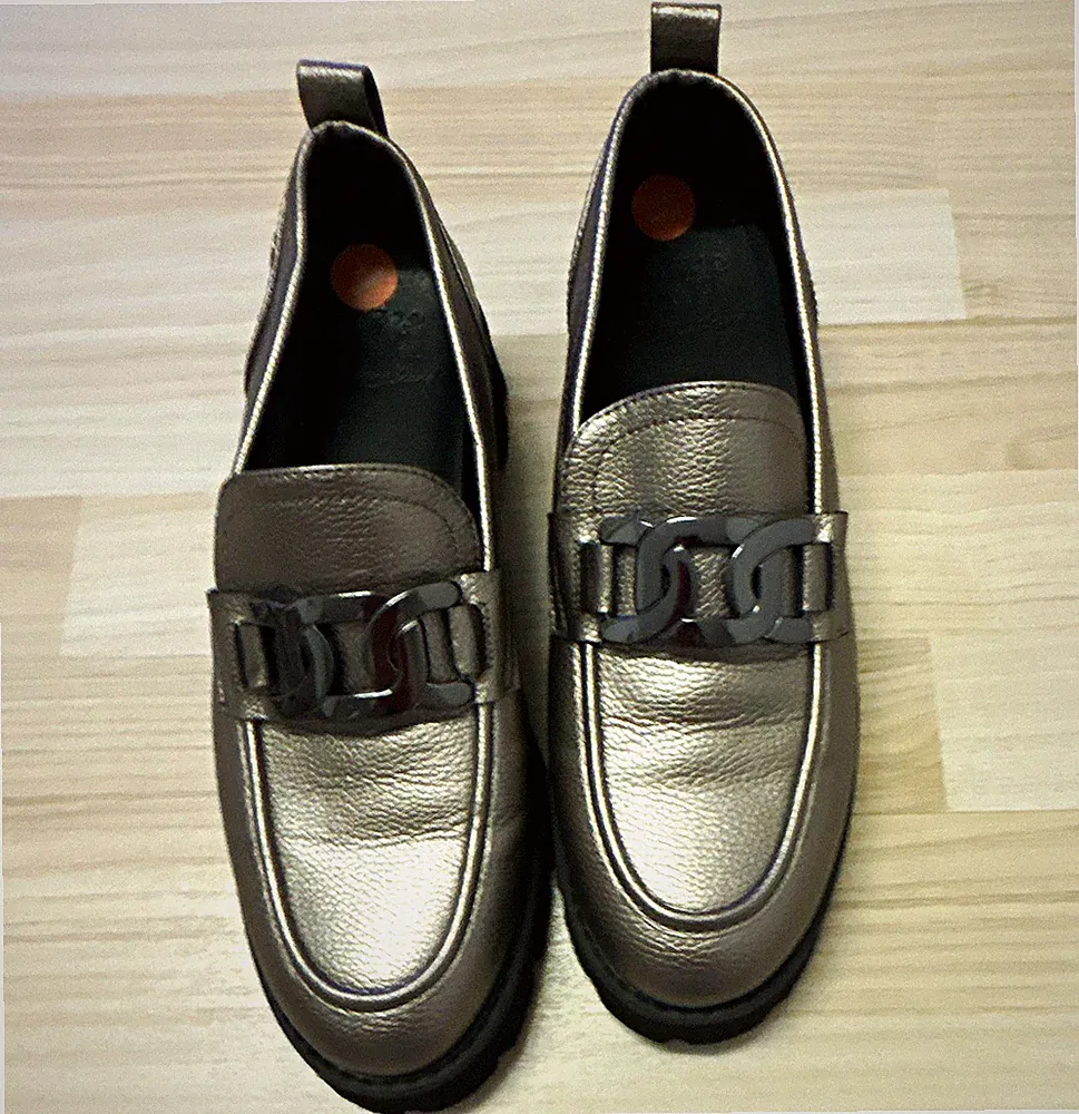 Xti Damen Slipper Loafer Silber Leder mit Kette Profilsohle EU 41